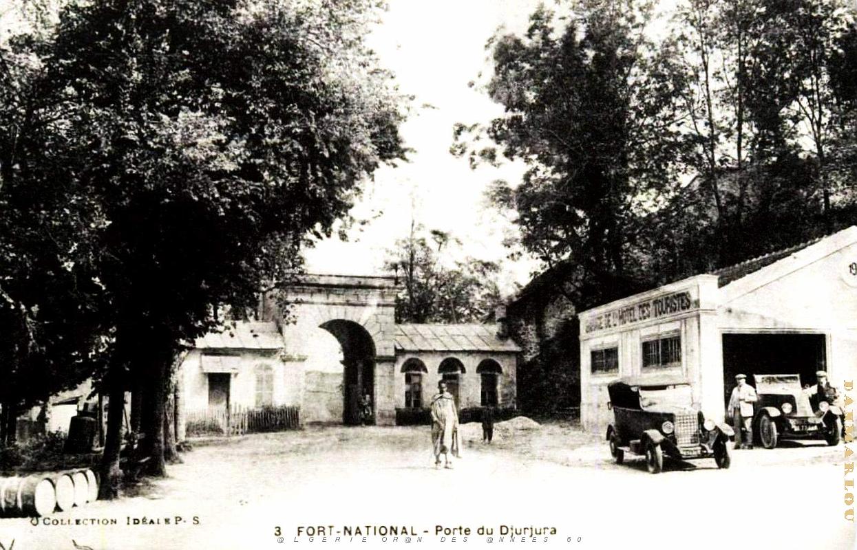 Fort-National - Porte du Djurjura- 1928.jpg